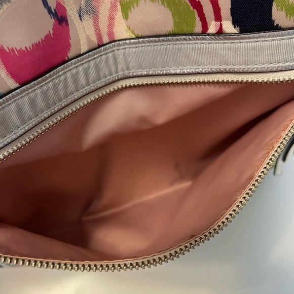 Vintage Coach Poppy Ikat Shoulder Bag - Picture 6 of 7